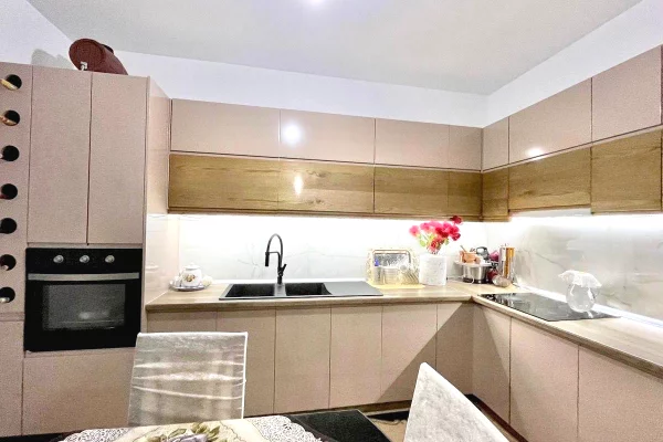 Apartment for sale in Tirana 2+1, Furnished