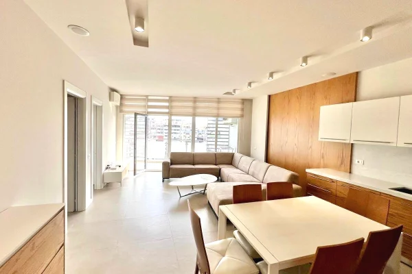 Shtepi ne shitje 2+1 ne Tirane - 365,000 Euro