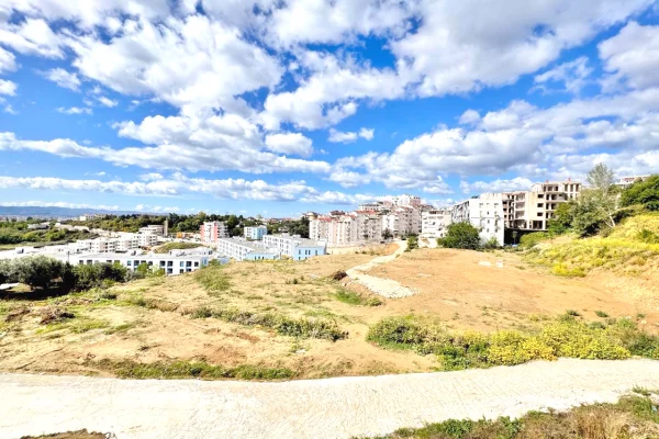 House for Sale 2+1 in Tirana - 120,000 Euro