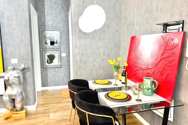 Shtepi ne shitje Apartament ne Tirane, 1+1, Mobilimi E mobiluar, Pagesa 189,000  Euro.