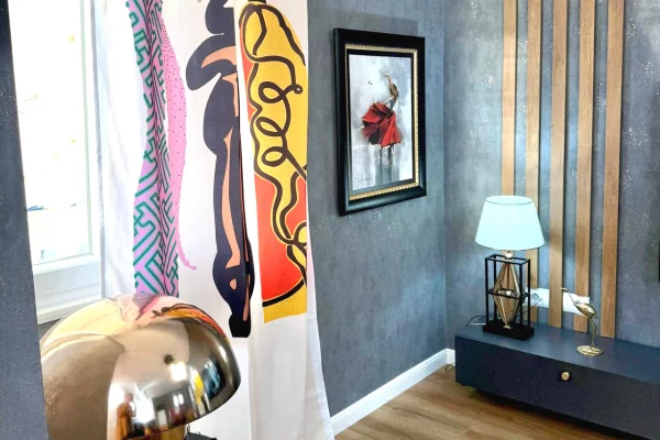 Shtepi ne shitje Apartament ne Tirane, 1+1, Mobilimi E mobiluar, Pagesa 189,000  Euro.