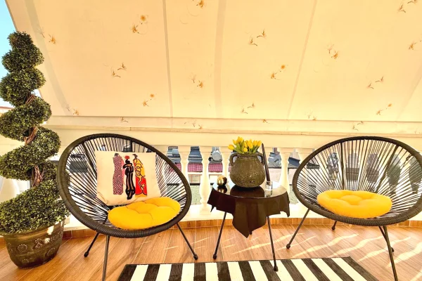 Shtepi ne shitje Apartament ne Tirane, 1+1, Mobilimi E mobiluar, Pagesa 189,000  Euro.