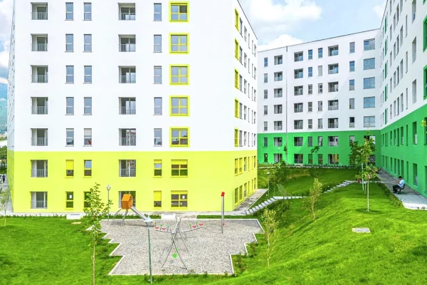 Shtepi ne shitje Apartament ne Tirane, 3+1, Mobilimi Bosh, pa mobiluar, Pagesa 174,000  Euro.