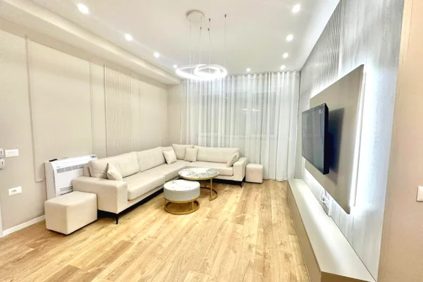 House for Rent 2+1 in Tirana - 1,000 Euro