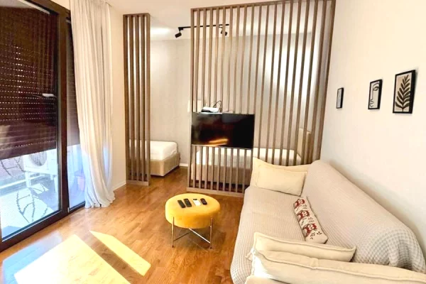 Shtepi me qera 1+1 ne Tirane - 850 Euro