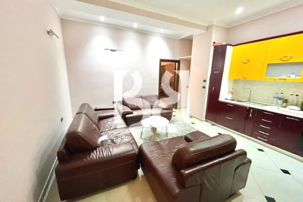 APARTAMENT ME QIRA 2+1+2 ASTIR PRANE BAR OSLO*