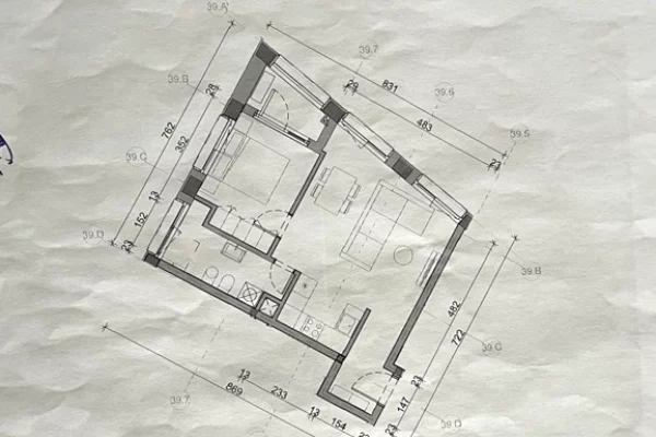 Shtepi ne shitje Apartament ne Tirane, 1+1, Mobilimi E mobiluar, Pagesa 117,500  Euro.