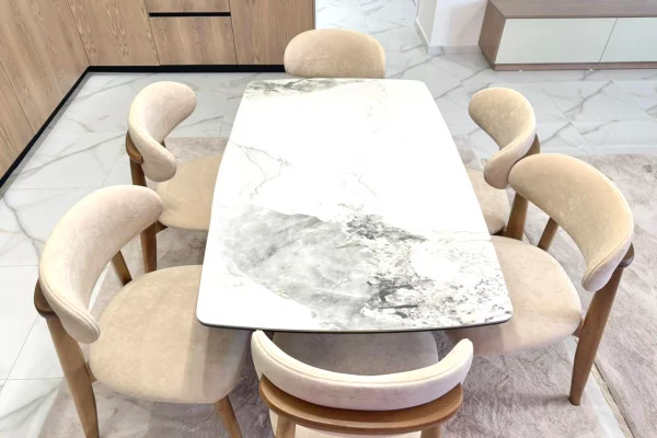 Shtepi me qera Apartament ne Tirane, 2+1, Mobilimi E mobiluar, Pagesa 1,100  Euro.