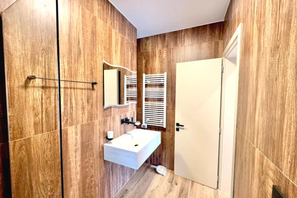 Apartment for sale in Tirana 1+1, Emty