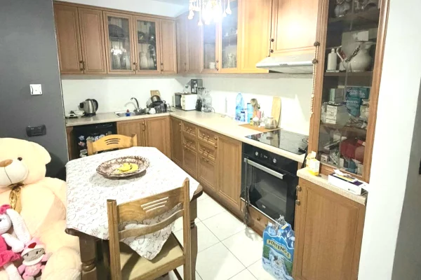 Shtepi me qera 1+1 ne Tirane - 50,000 Leke