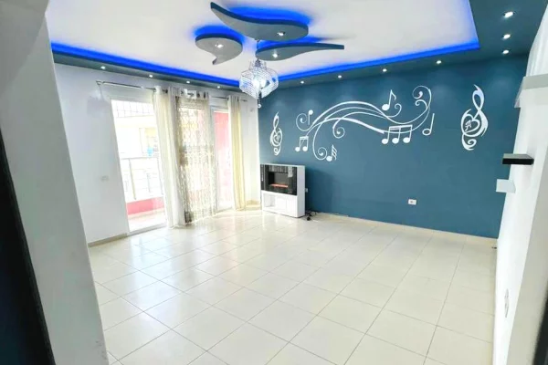 House for Sale 2+1 in Tirana - 13,500,000 Leke