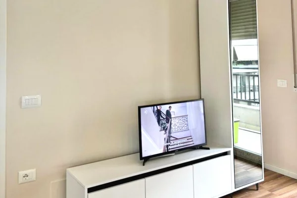 Shtepi me qera Apartament ne Tirane, 2+1, Mobilimi E mobiluar, Pagesa 52,000  Leke.