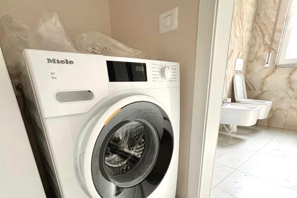 Shtepi me qera Apartament ne Tirane, 2+1, Mobilimi E mobiluar, Pagesa 52,000  Leke.