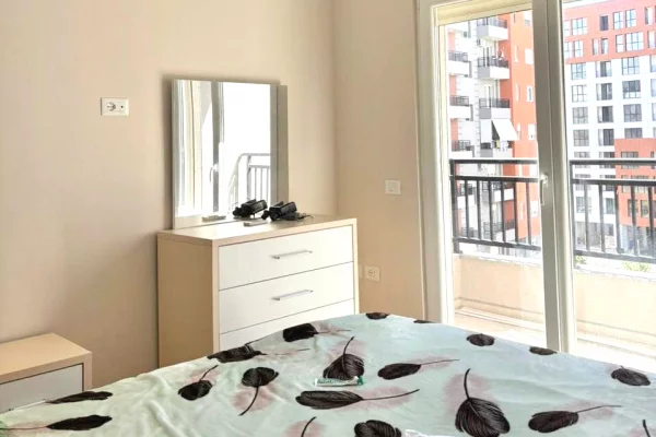 Shtepi me qera Apartament ne Tirane, 2+1, Mobilimi E mobiluar, Pagesa 52,000  Leke.