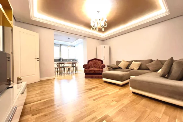 APARTAMENT 2+1 ME QIRA NE QENDER TE TIRANES*