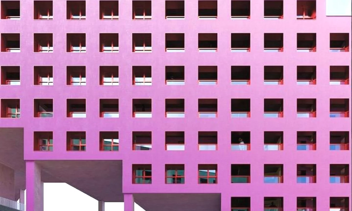 Shtepi ne shitje Apartament ne Tirane, 2+1, Mobilimi Bosh, pa mobiluar, Pagesa 208,000  Euro.