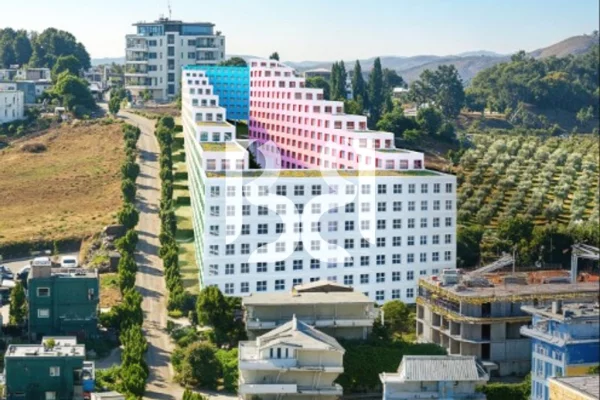 Shtepi ne shitje Apartament ne Tirane, 2+1, Mobilimi Bosh, pa mobiluar, Pagesa 182,000  Euro.