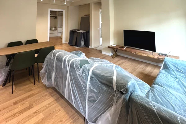 Shtepi me qera Apartament ne Tirane, 2+1, Mobilimi E mobiluar, Pagesa 100,000  Leke.