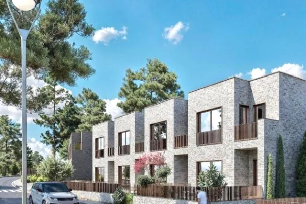 Shtepi ne shitje Apartament ne Tirane, 1+1, Mobilimi Bosh, pa mobiluar, Pagesa 217,965  Euro.