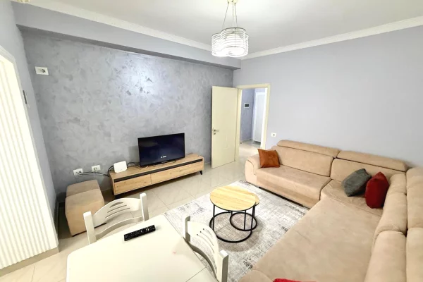 APARTAMENT 1+1 ME QIRA RRUGA BARDHYL PRANE BAR OSLO