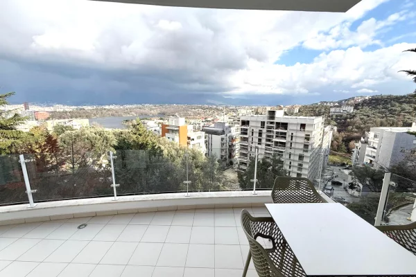Shtepi me qera Apartament ne Tirane, 2+1, Mobilimi E mobiluar, Pagesa 900  Euro.