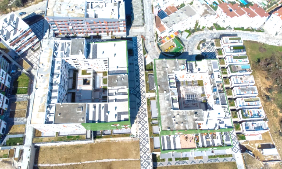 Duplex (2 storey house) for sale in Tirana 4+1, Emty