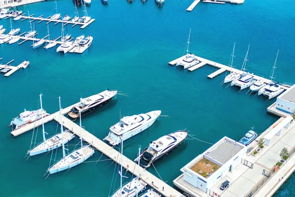 Shtepi ne shitje Apartament ne Durres, 1+1, Mobilimi Bosh, pa mobiluar, Pagesa 110,000  Euro.