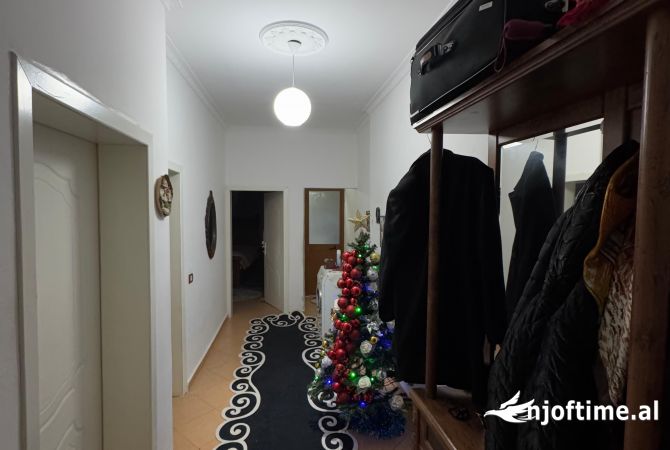 Shtepi ne shitje 2+1 ne Tirane - 150,000 Euro