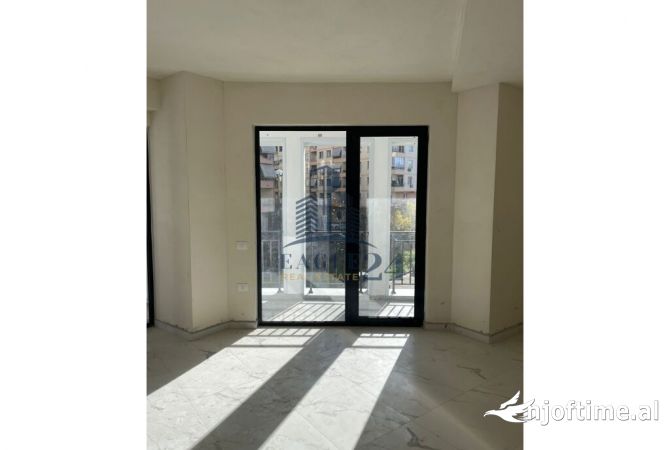 Shtepi me qera 2+1 ne Tirane - 500 Euro