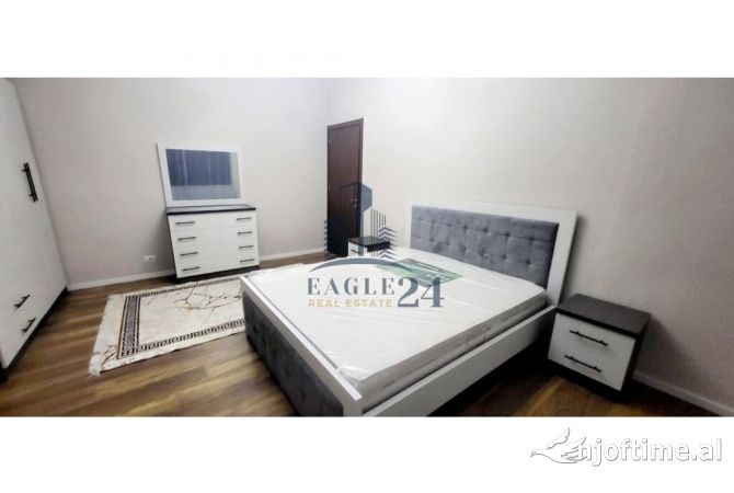 Shtepi me qera Apartament ne Tirane, 2+1, Mobilimi E mobiluar, Pagesa 800  Euro.