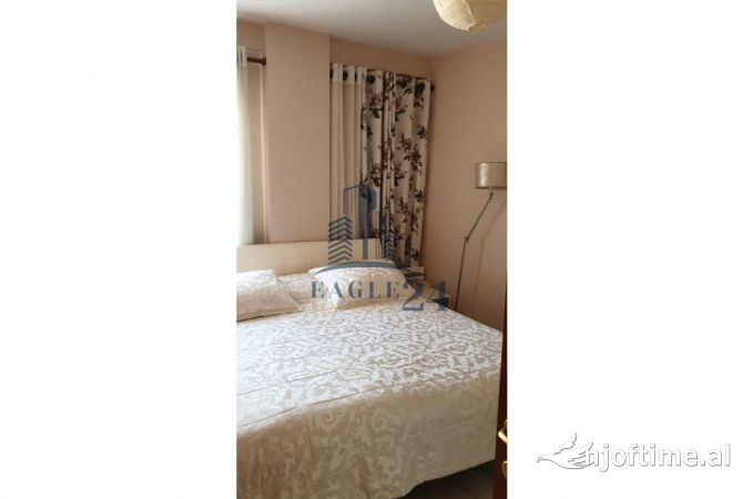 Shtepi me qera 2+1 ne Tirane - 450 Euro