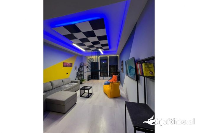 Shtepi ne shitje Apartament ne Tirane, 1+1, Mobilimi E mobiluar, Pagesa 79,000  Euro.