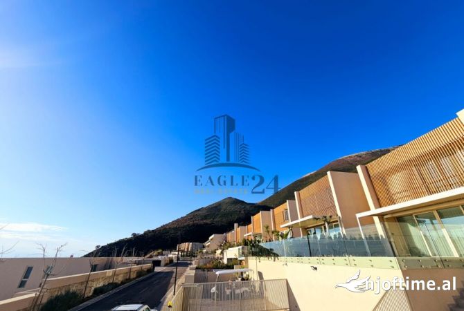 Shtepi ne shitje 2+1 ne Himare - 695,000 Euro