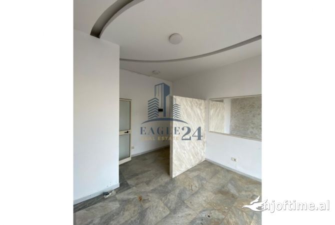 Ambient biznesi me qera 1+1 ne Tirane - 400 Euro