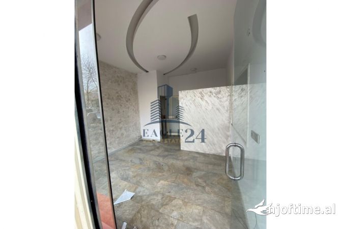 Ambient biznesi me qera 1+1 ne Tirane - 400 Euro
