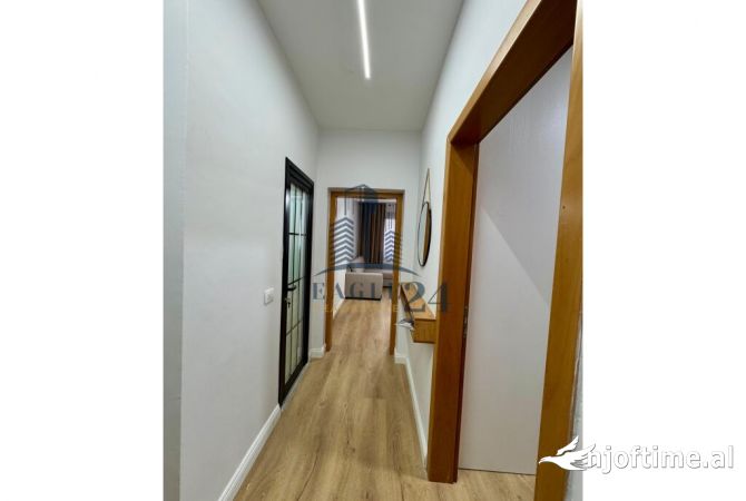 Shtepi ne shitje Apartament ne Durres, 1+1, Mobilimi E mobiluar, Pagesa 65,000  Euro.