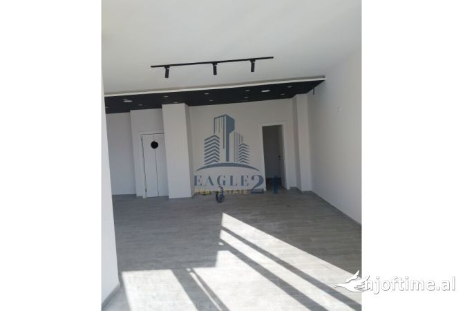 Ambient biznesi me qera 1+1 ne Tirane - 1,000 Euro
