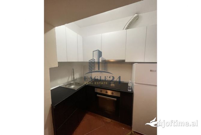 Shtepi me qera 1+1 ne Tirane - 450 Euro
