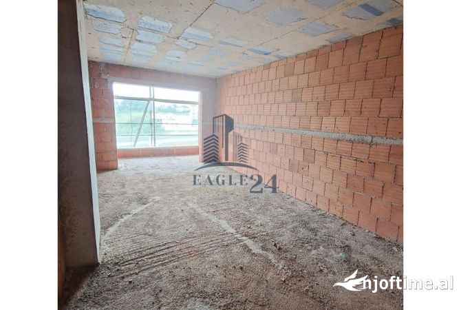 Shtepi ne shitje Apartament ne Tirane, 1+1, Mobilimi Bosh, pa mobiluar, Pagesa 79,000  Euro.