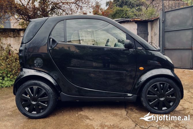 Makina ne shitje ne Tirane - 1,900 Euro