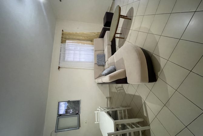 Shtepi me qera 2+1 ne Tirane - 350 Euro
