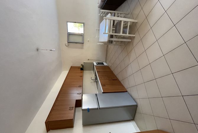 Shtepi me qera 2+1 ne Tirane - 35,000 Leke