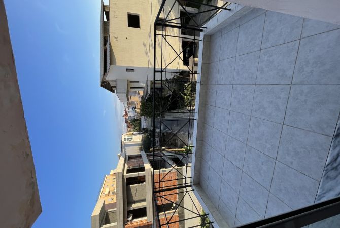 Shtepi me qera 2+1 ne Tirane - 35,000 Leke