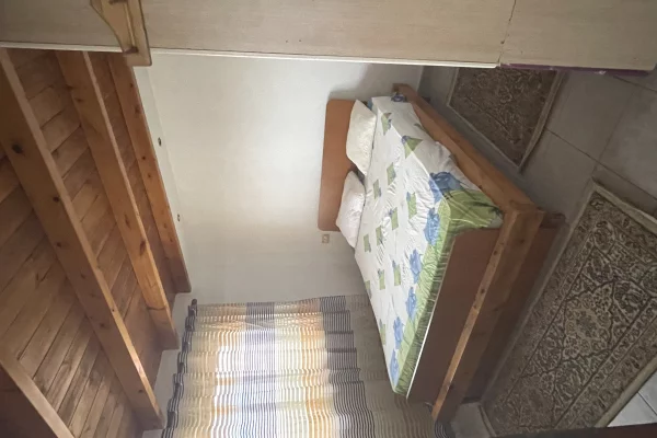 Shtepi me qera 1+1 ne Tirane - 35,000 Leke