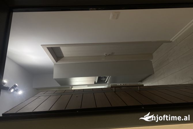 Shtepi me qera 1+1 ne Tirane - 550 Euro
