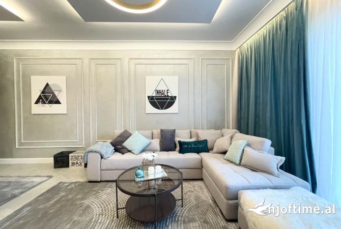 Shtepi me qera 2+1 ne Tirane - 1,500 Euro