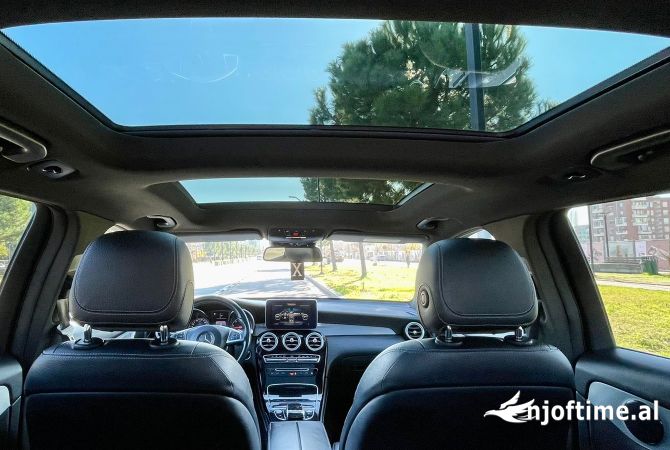 Cars for sale in Tirana, Mercedes-Benz, 2016 Diesel,Kambio Automatik Payment 25,000  Euro.