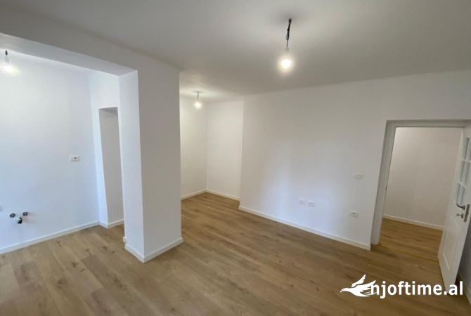 Shtepi ne shitje 2+1 ne Tirane - 185,000 Euro