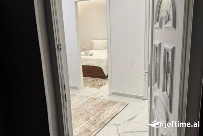Shtepi me qera 1+1 ne Tirane - 45,000 Leke