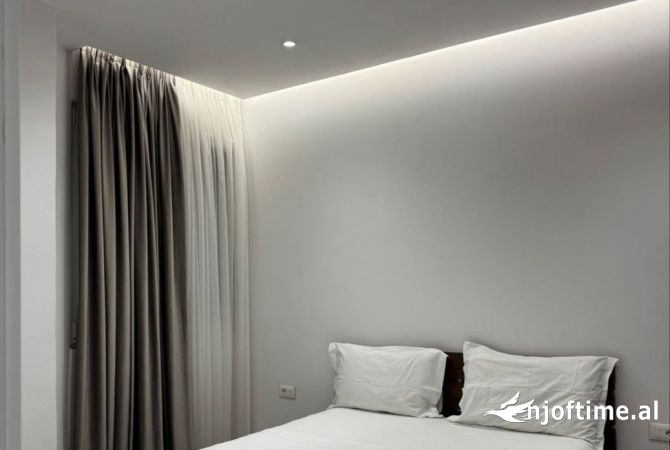 Shtepi me qera 1+1 ne Tirane - 45,000 Leke